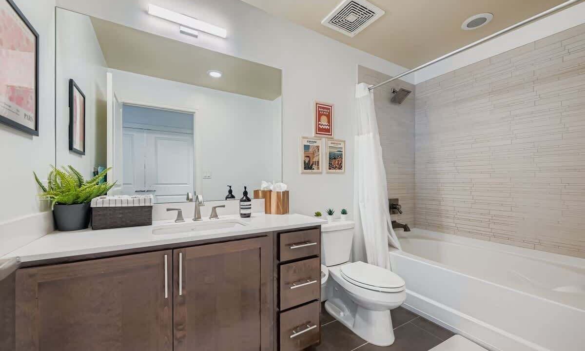 Photo of Bathroom in Central Boulder