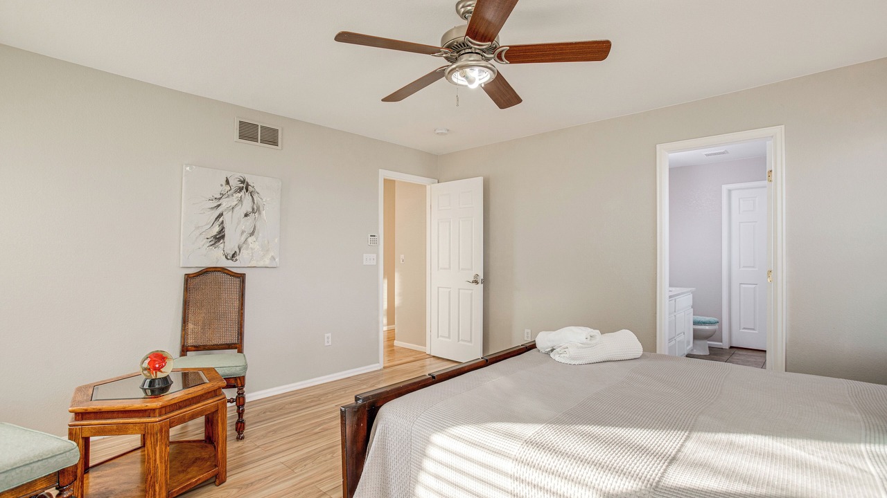 Photo of Bedroom in Aurora