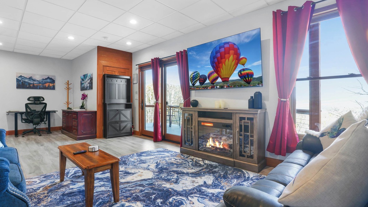 Photo of Livingroom in Black Hawk