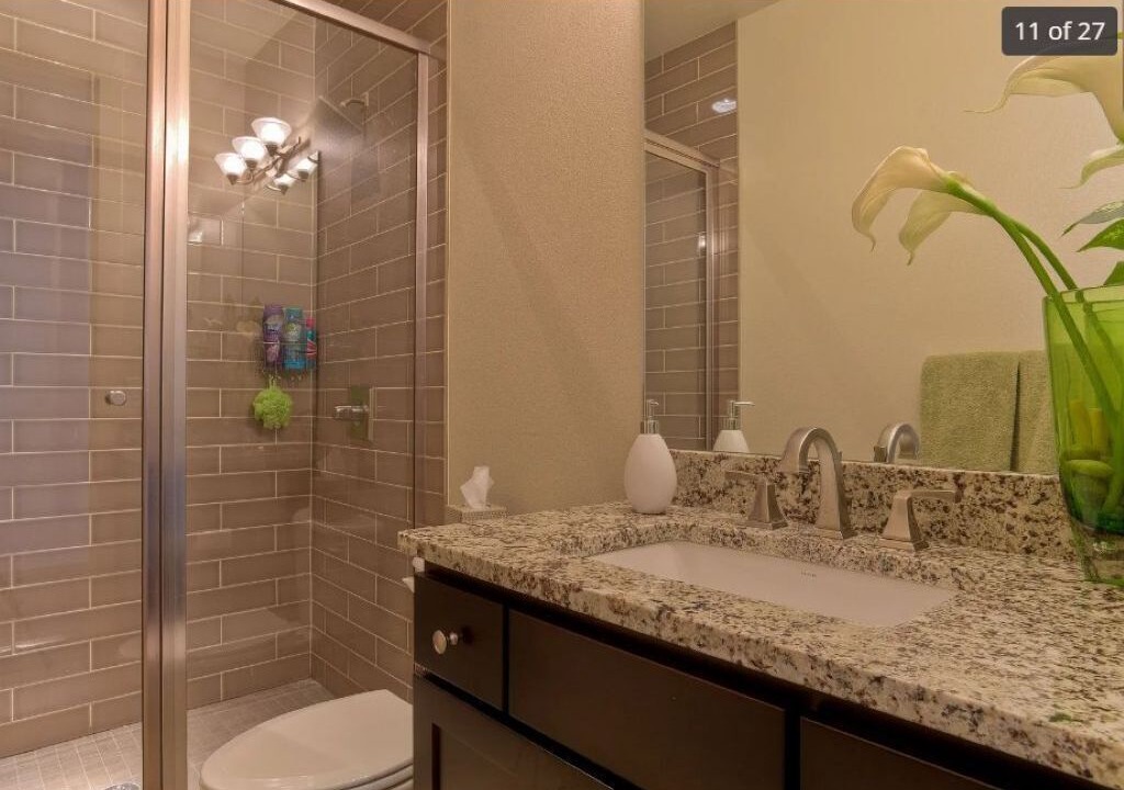 Photo of Bathroom in Hale