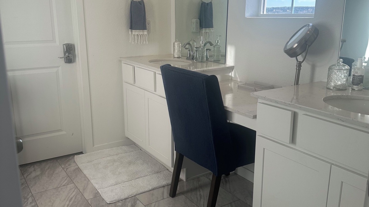 Photo of Bathroom in Vista Ridge