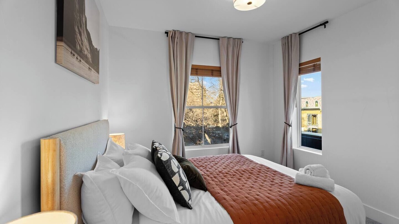 Photo of Bedroom in Baker