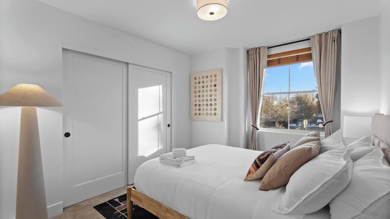 Photo of Bedroom in Baker