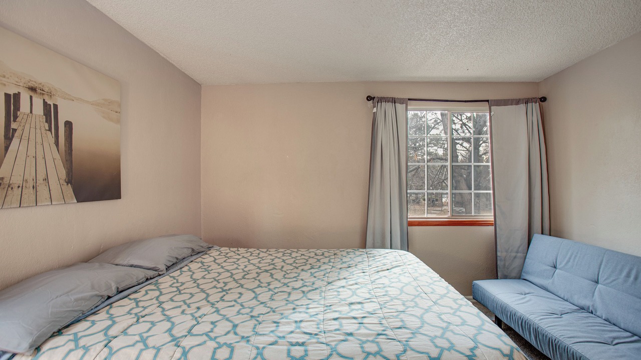 Photo of Bedroom in Aurora Highlands