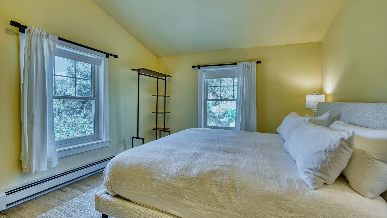 Photo of Bedroom in Wolcott