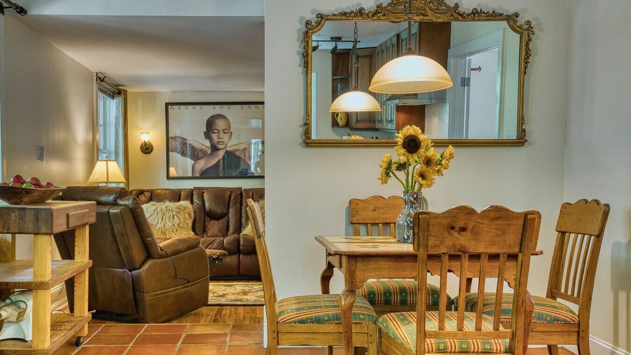 Photo of Livingroom in Wolcott