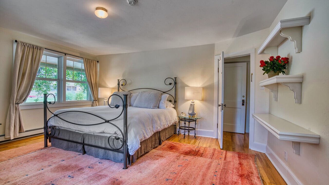 Photo of Bedroom in Wolcott