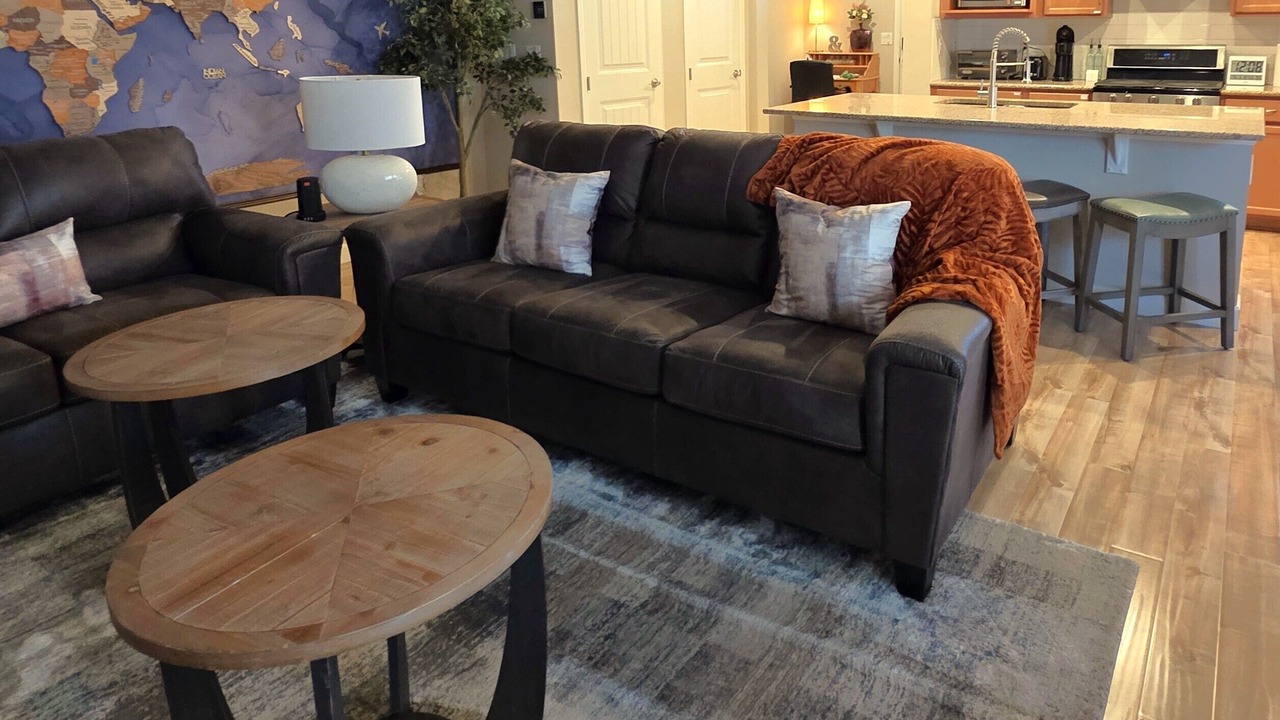 Photo of Livingroom in Stapleton