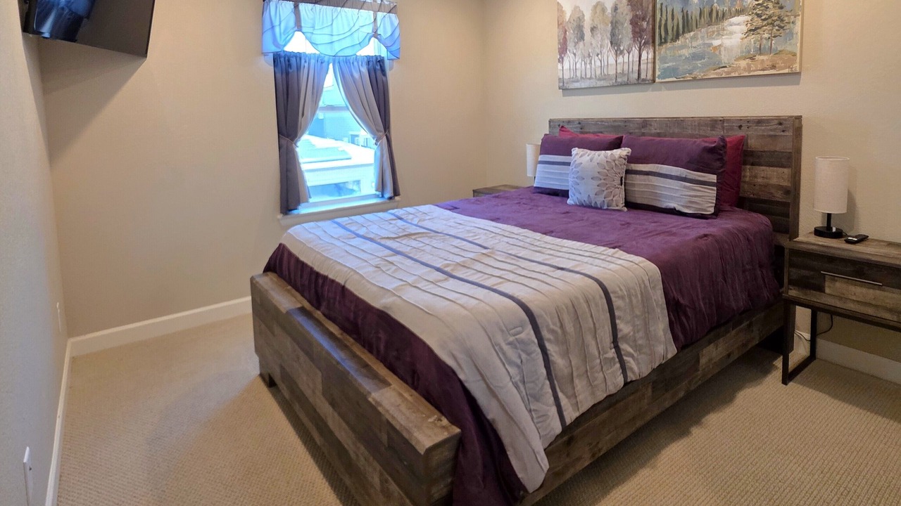 Photo of Bedroom in Stapleton