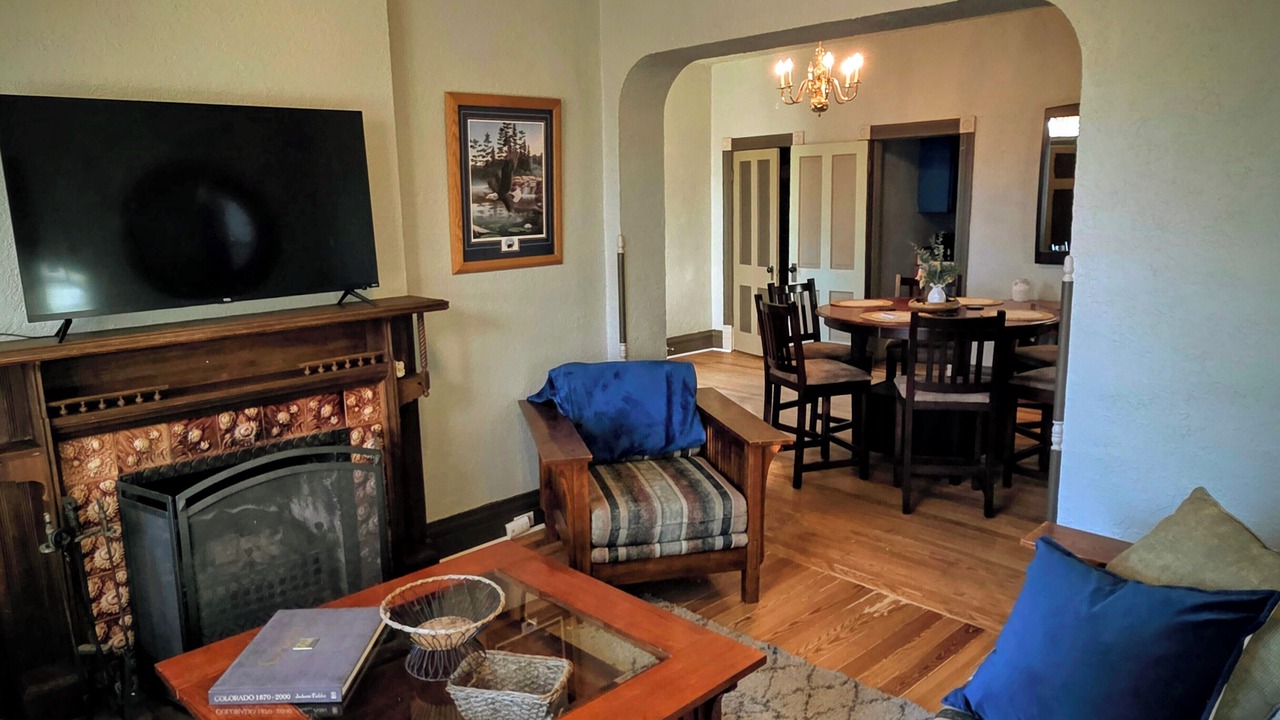 Photo of Livingroom in City Park West