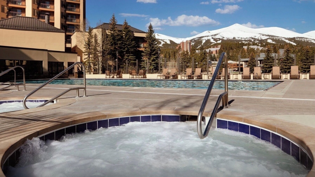 Photo of Outdoor in Peak 9