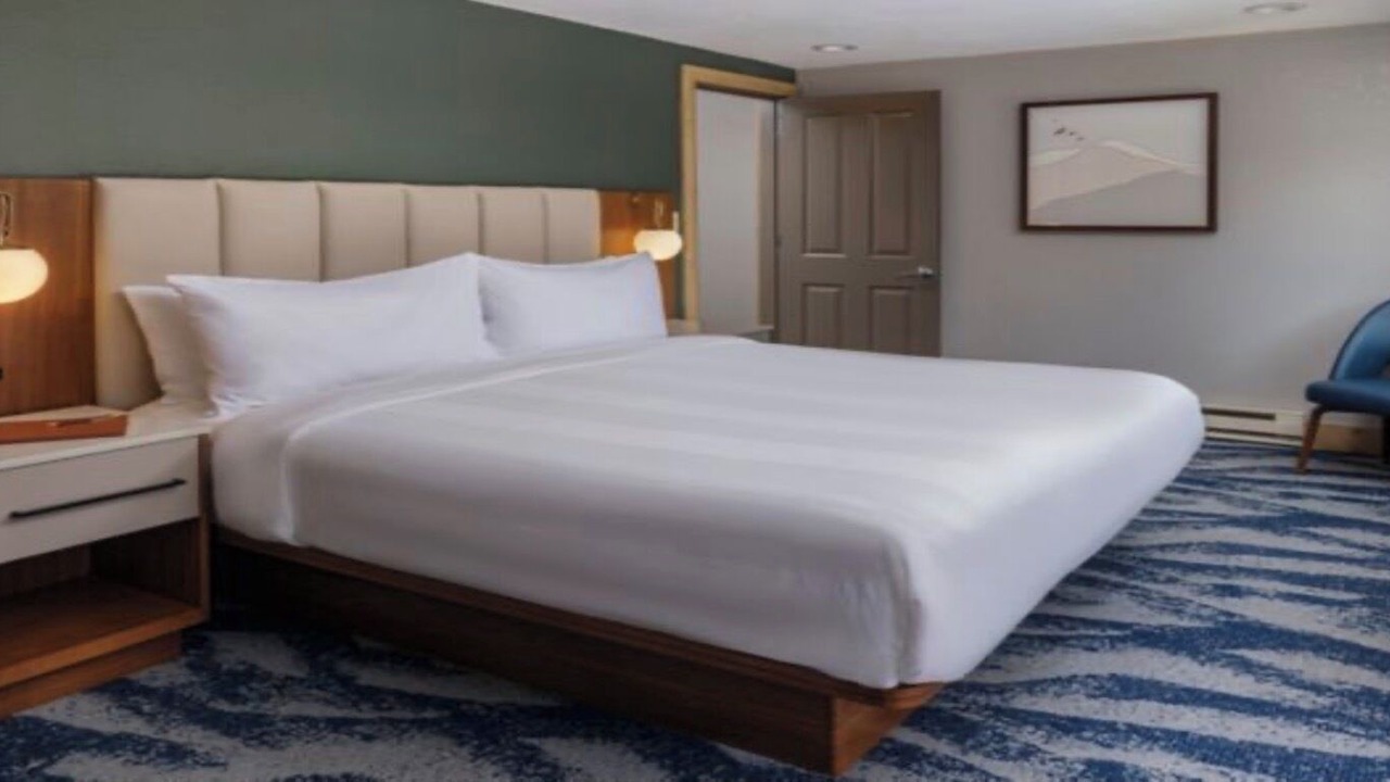 Photo of Bedroom in Peak 9