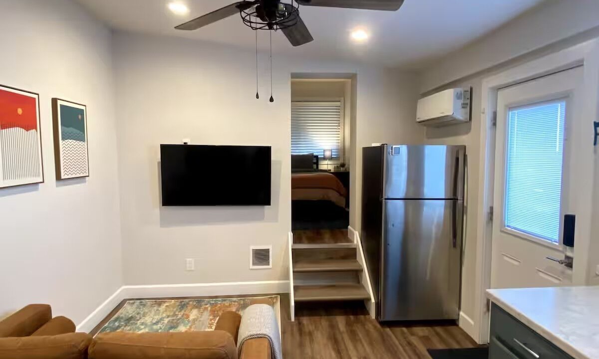 Photo of Livingroom in Cole