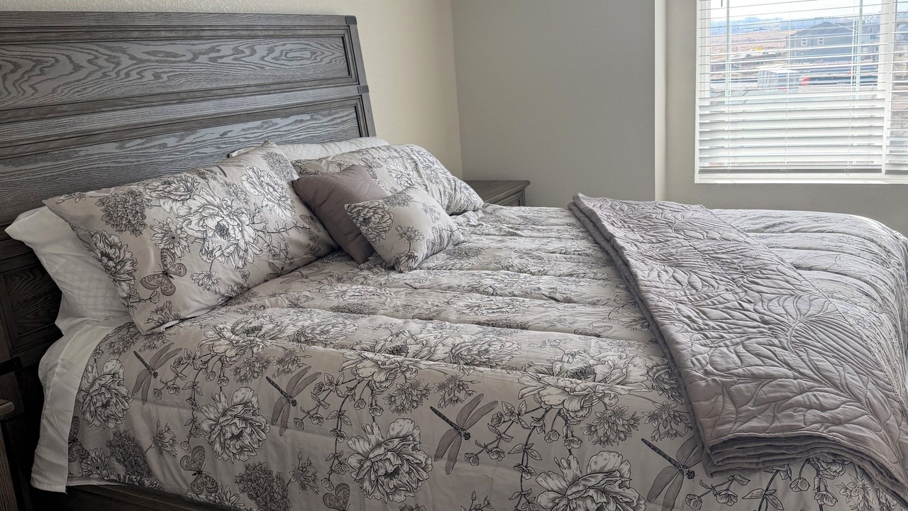 Photo of Bedroom in Commerce City