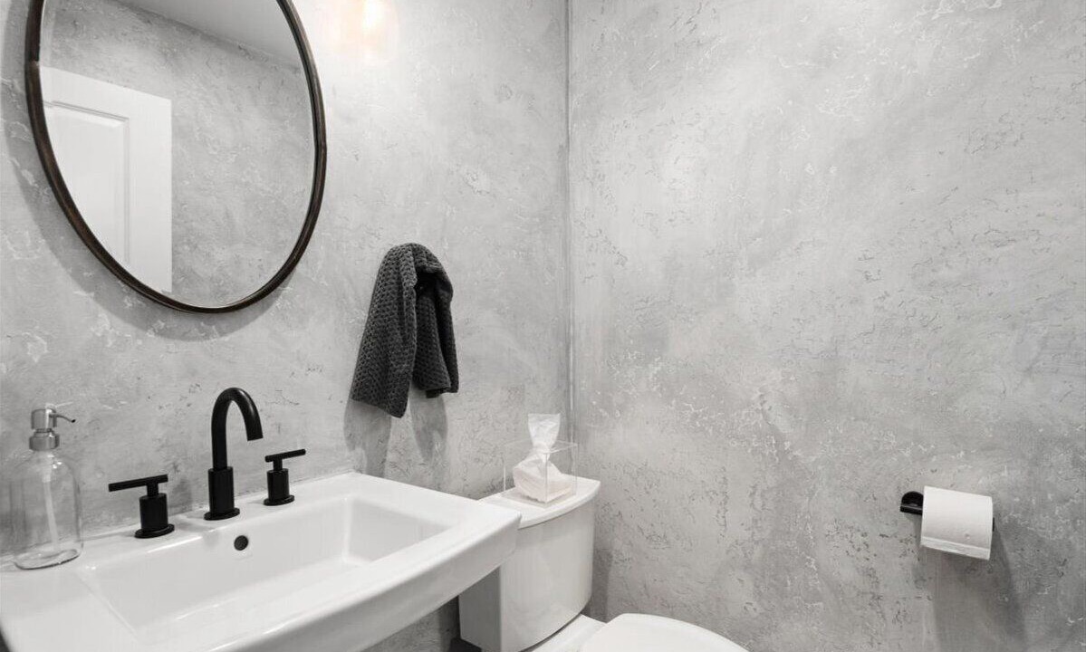 Photo of Bathroom in Hilltop