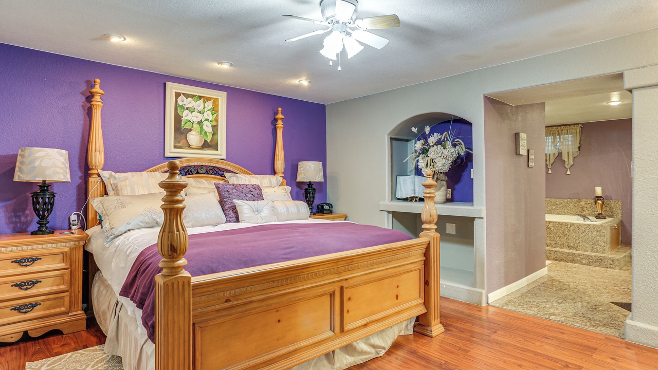 Photo of Bedroom in Aurora