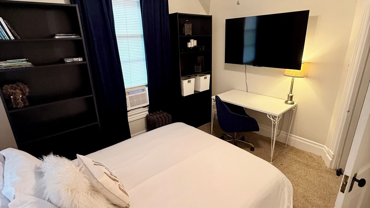 Photo of Bedroom in Central Colorado Springs