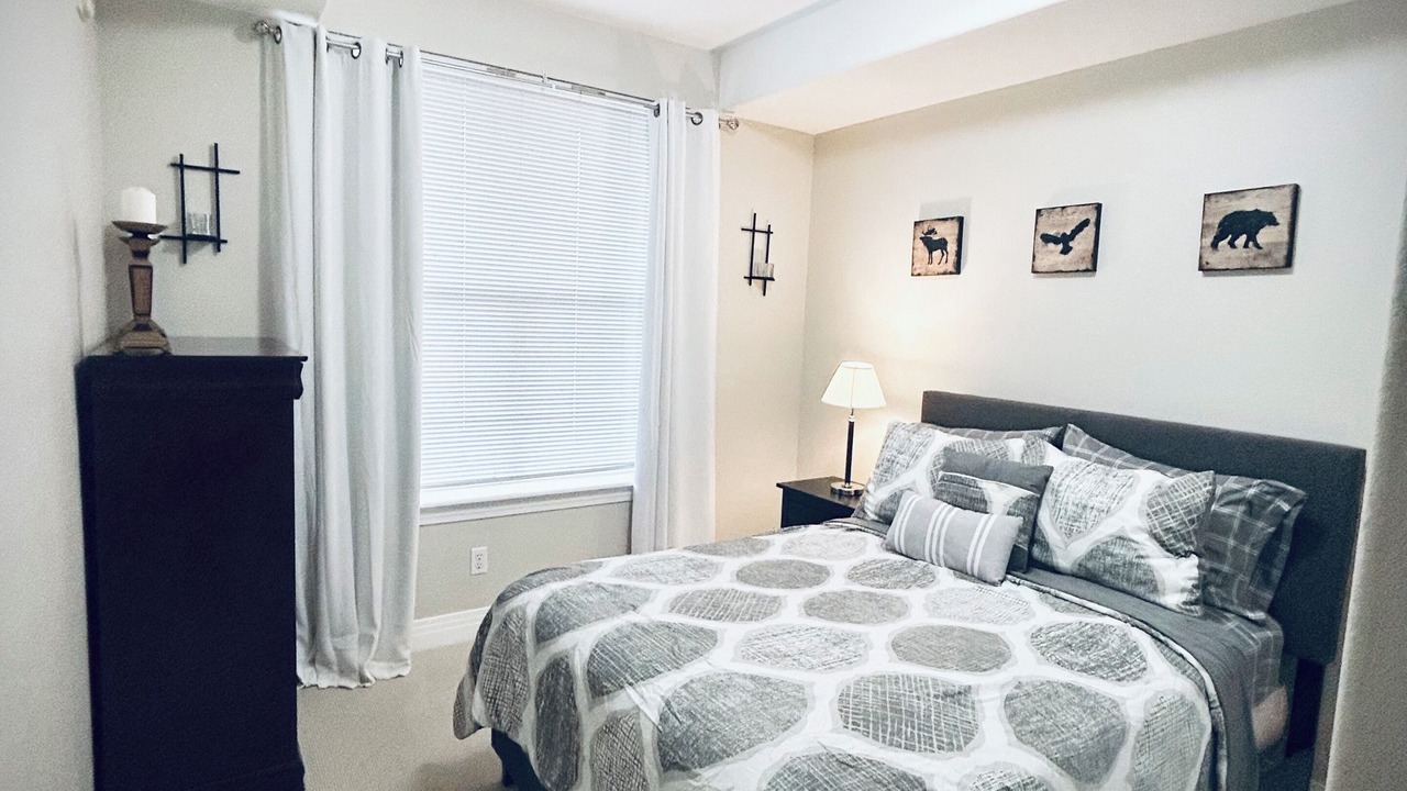 Photo of Bedroom in Englewood