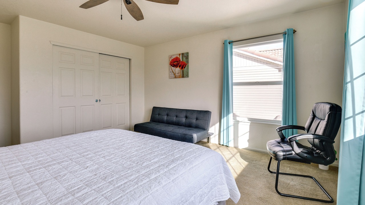 Photo of Bedroom in Green Valley Ranch