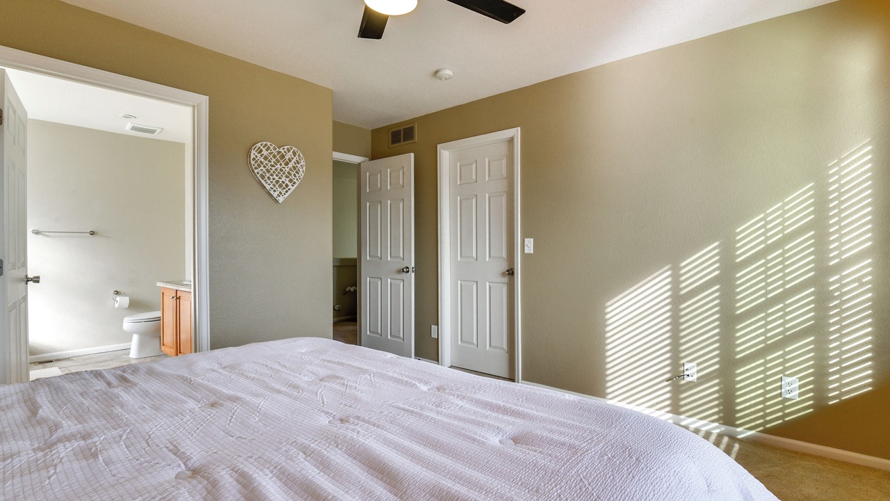 Photo of Bedroom in Green Valley Ranch