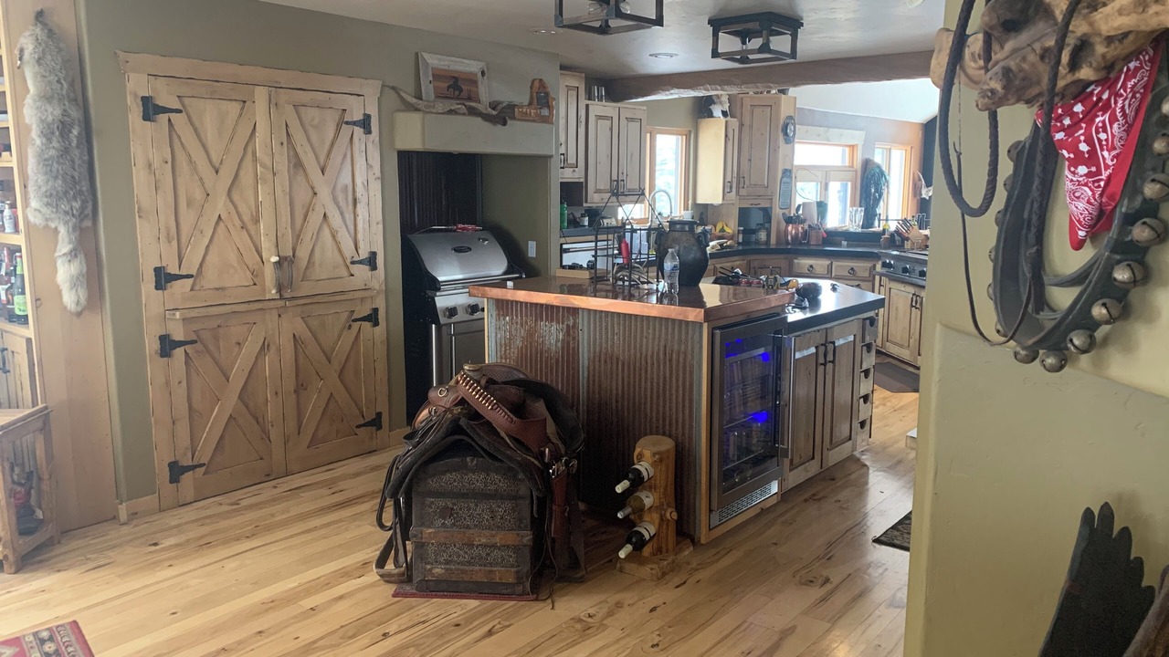 Photo of Kitchen in Evergreen Meadows