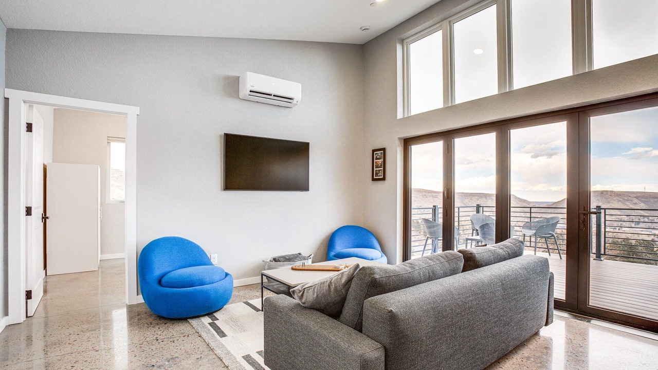 Photo of Livingroom in Golden