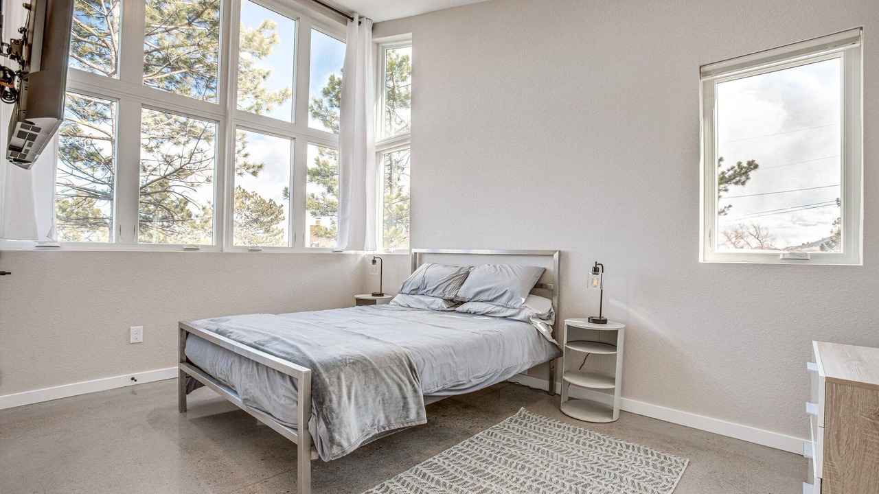 Photo of Bedroom in Golden