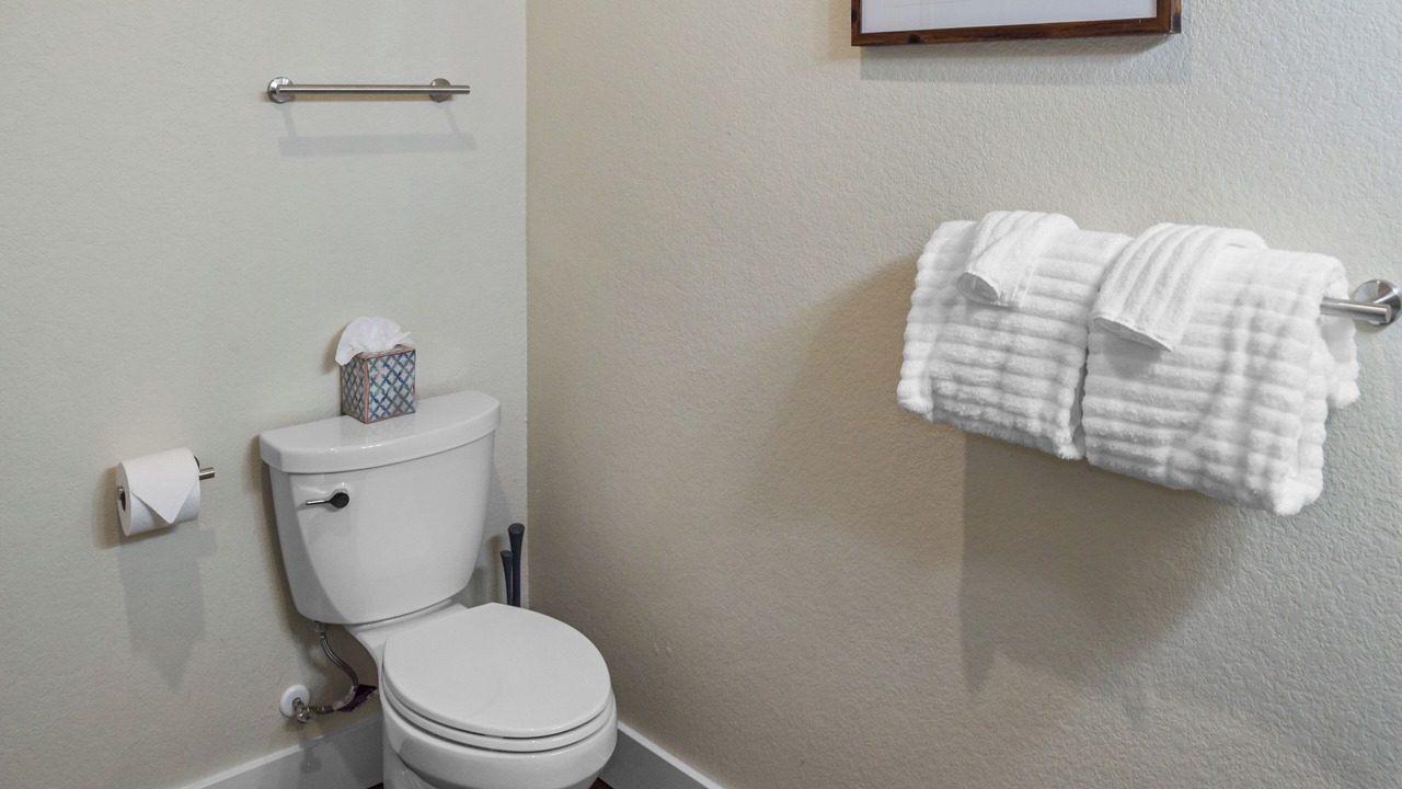 Photo of Bathroom in Old North End