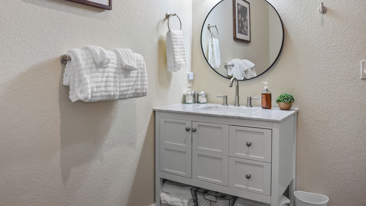 Photo of Bathroom in Old North End