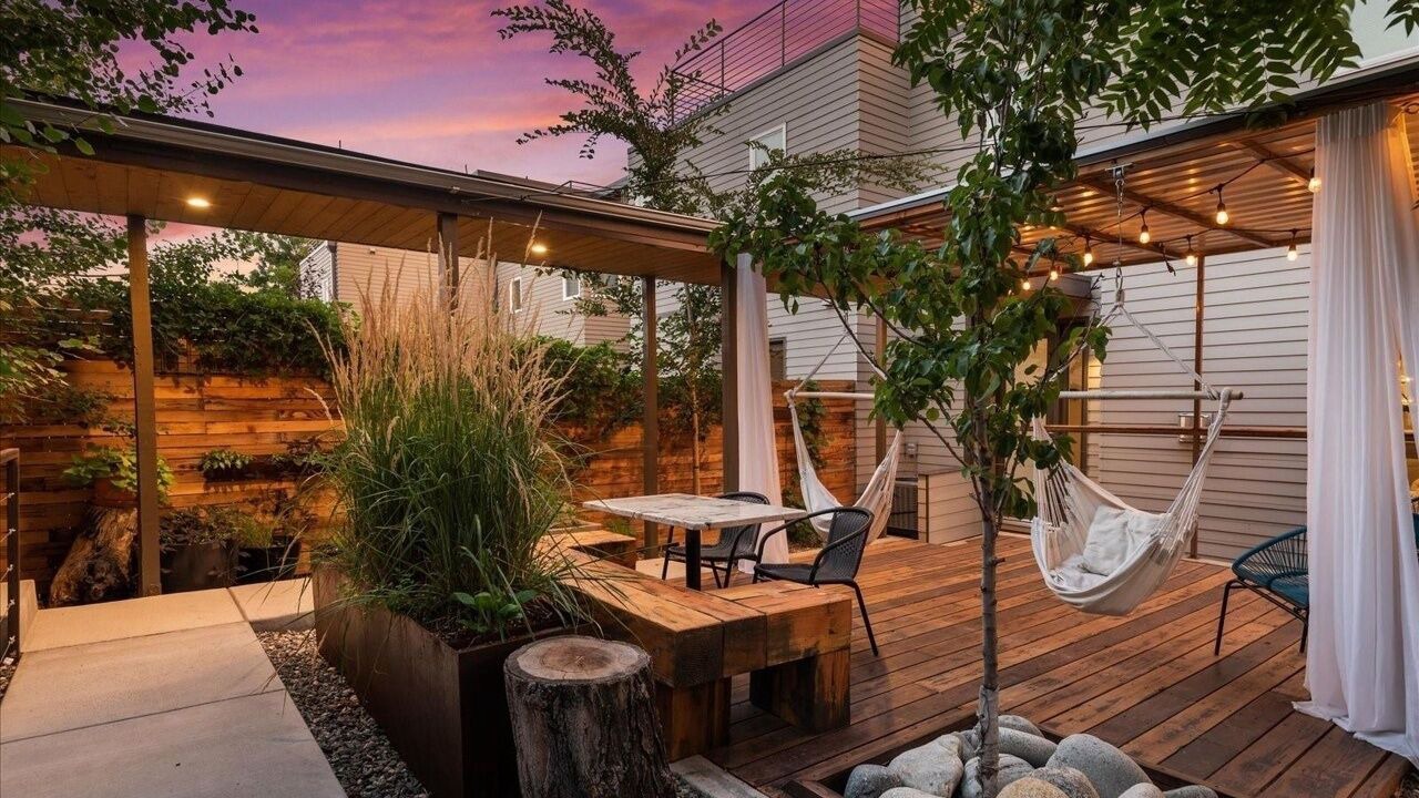 Photo of Outdoor in Sunnyside