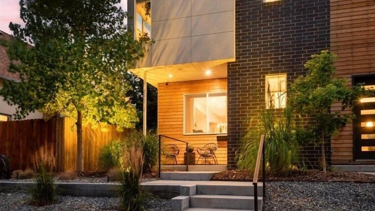 Photo of Outdoor in Sunnyside