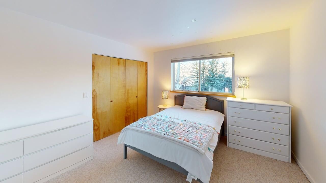 Photo of Bedroom in Edwards