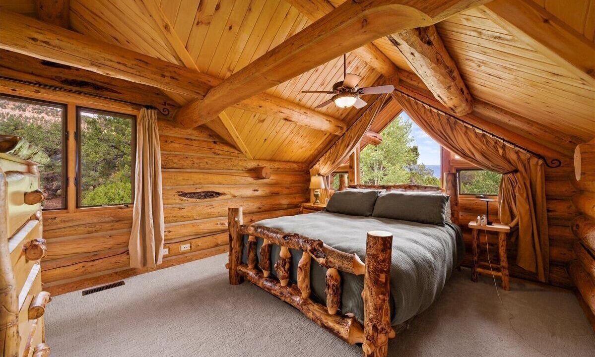 Photo of Bedroom in Pleasant Valley
