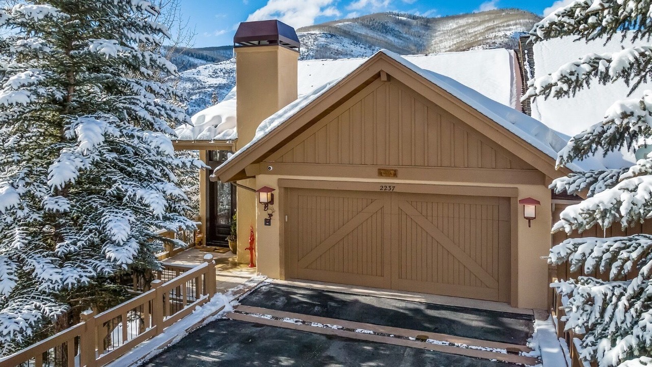 Photo of Outdoor in Highland Meadows
