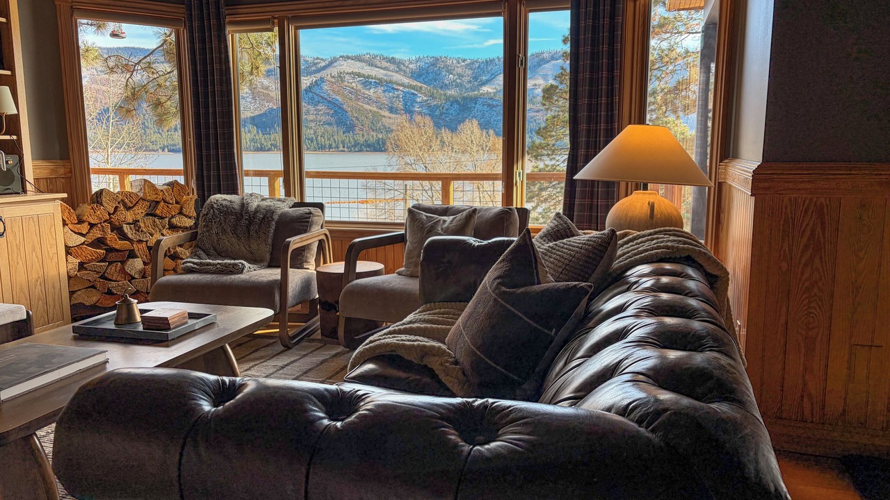 Photo of Livingroom in Bayfield