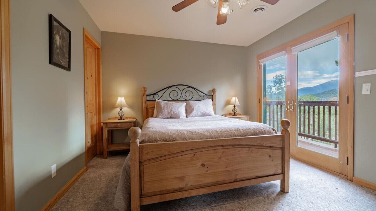 Photo of Bedroom in Stanley Hills