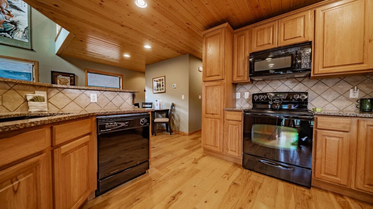 Photo of Kitchen in Stanley Hills