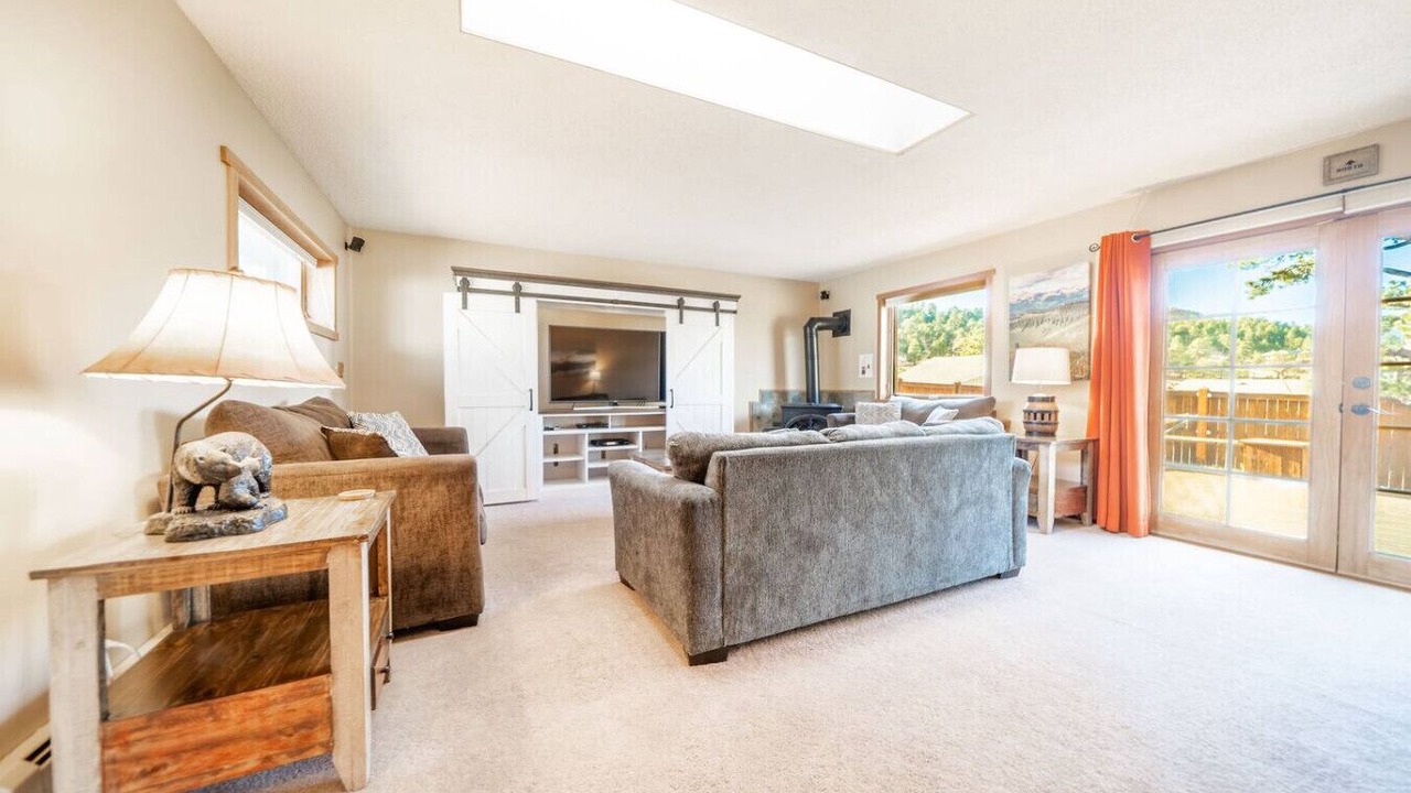 Photo of Livingroom in Carriage Hills