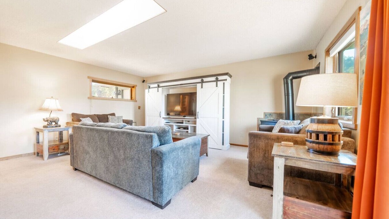Photo of Livingroom in Carriage Hills