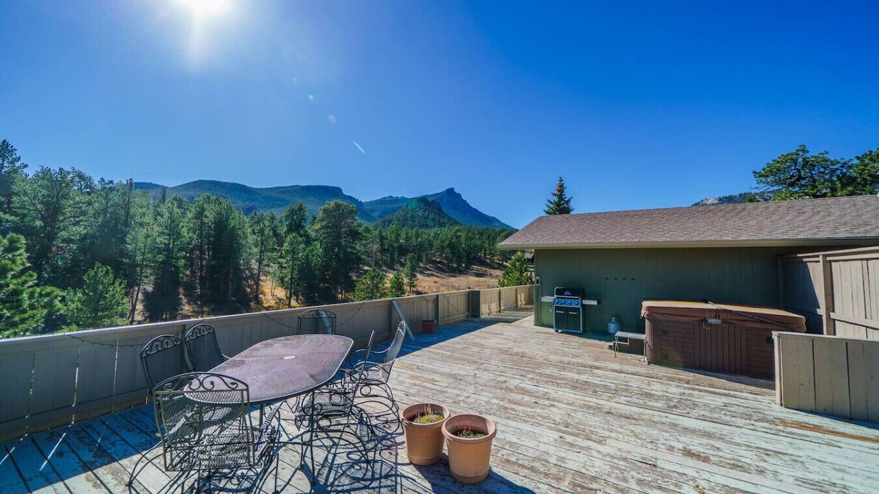 Photo of Outdoor in Carriage Hills