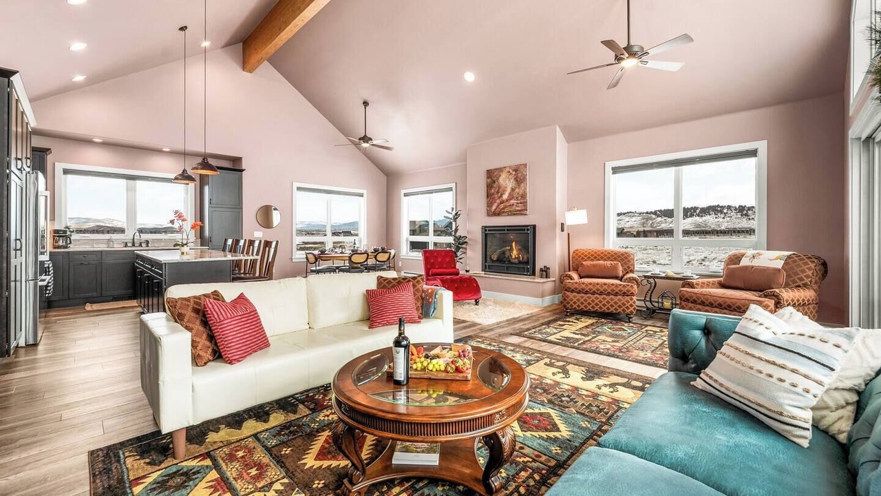 Photo of Livingroom in Grand Elk Ranch