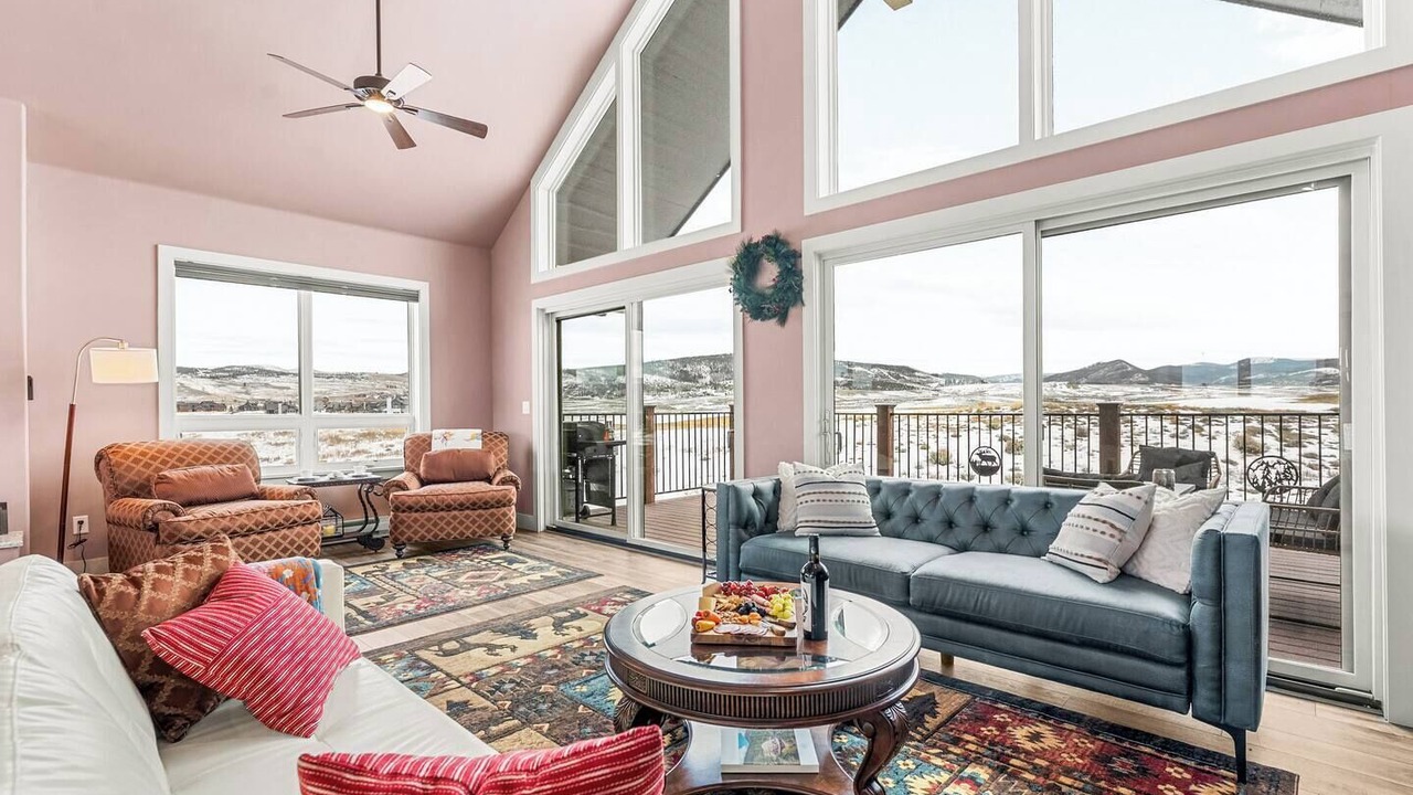Photo of Livingroom in Grand Elk Ranch