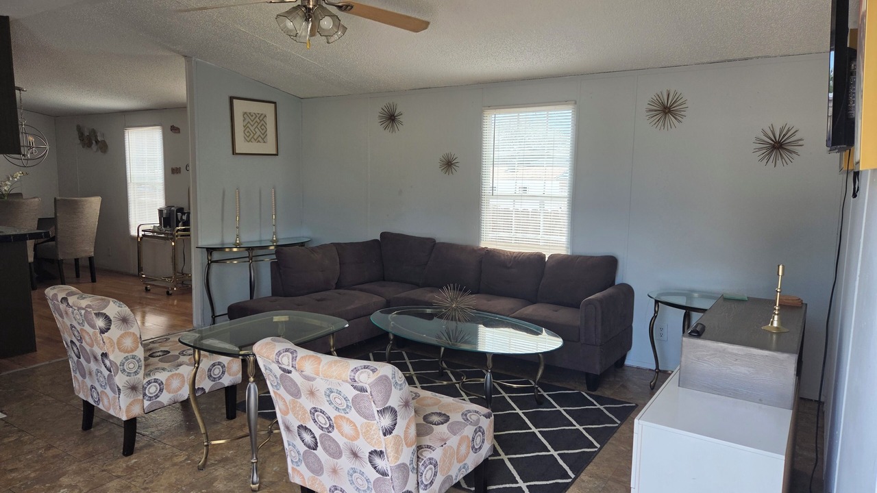 Photo of Livingroom in Farmington