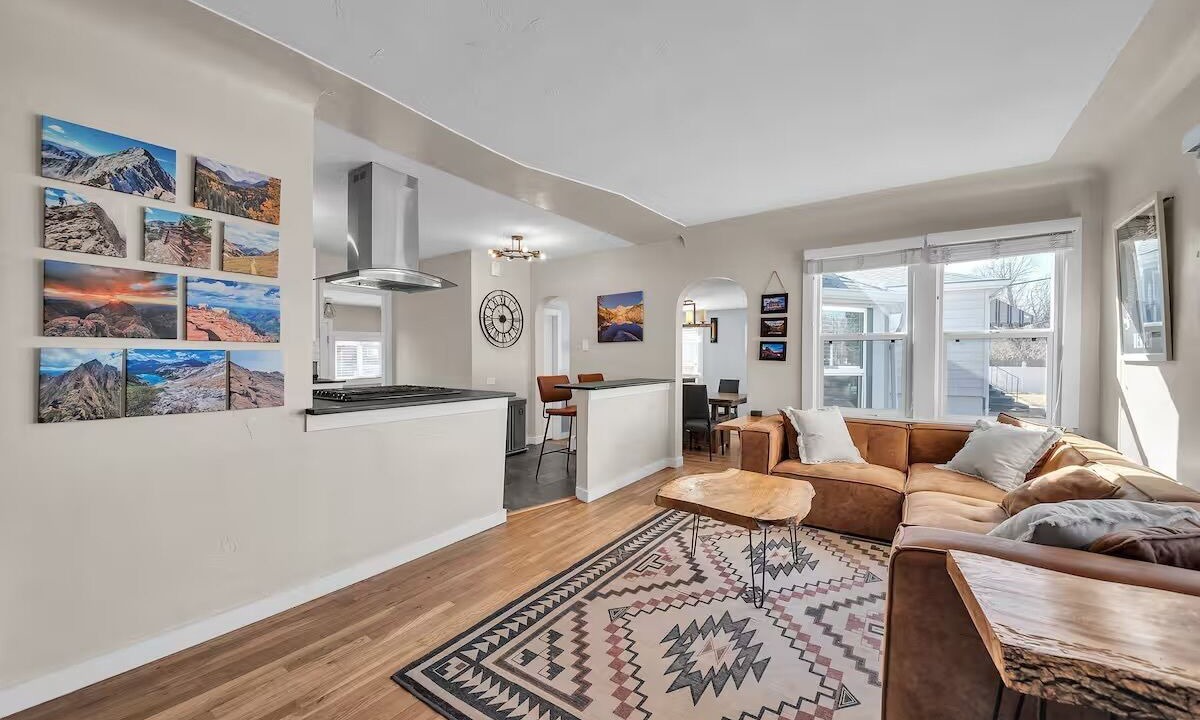 Photo of Livingroom in Sunnyside