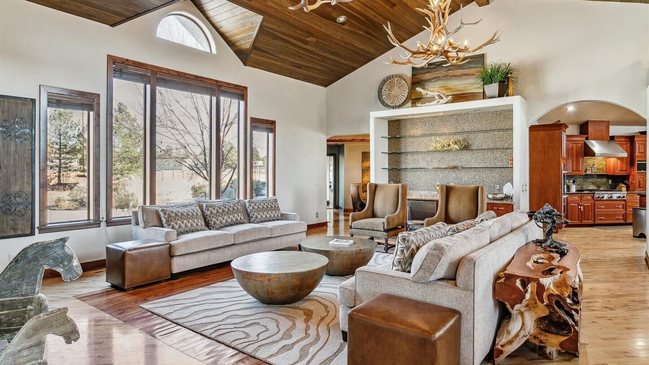 Photo of Livingroom in Foxfield