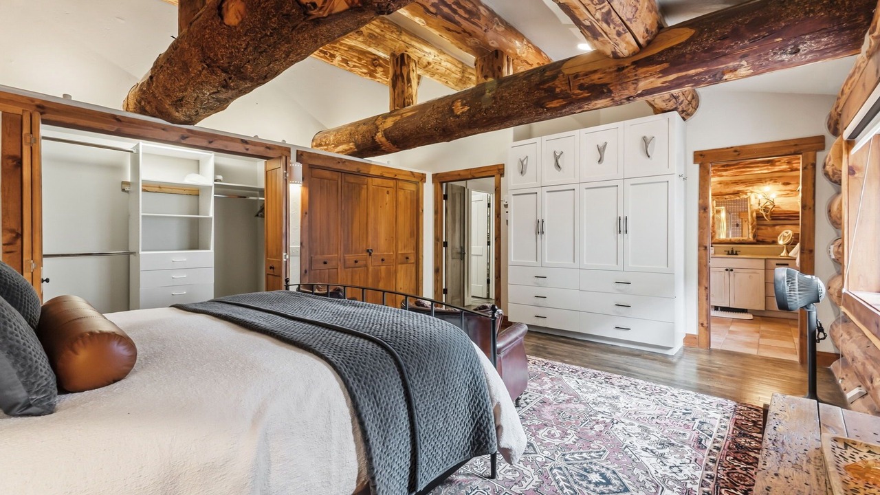 Photo of Bedroom in Keystone