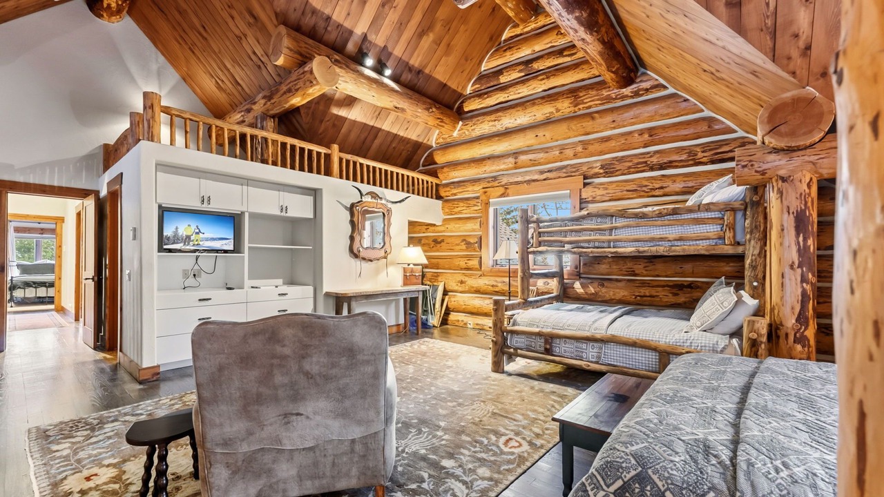 Photo of Bedroom in Keystone