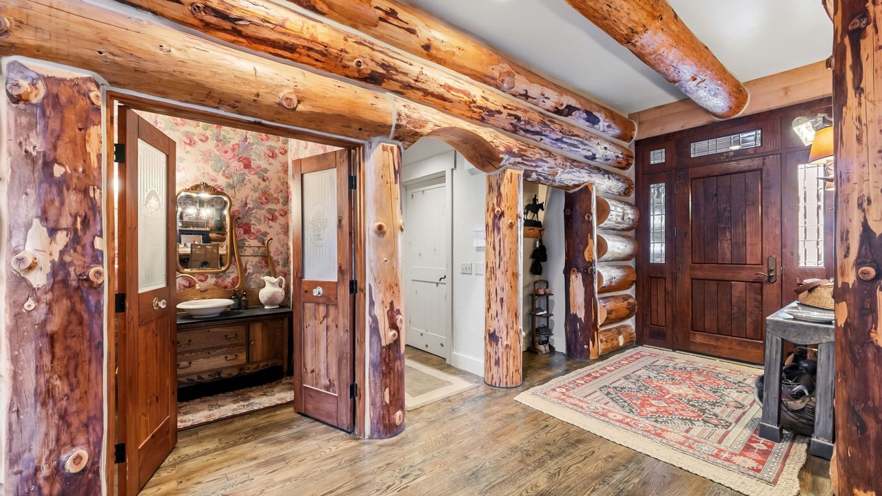 Photo of Others in Keystone