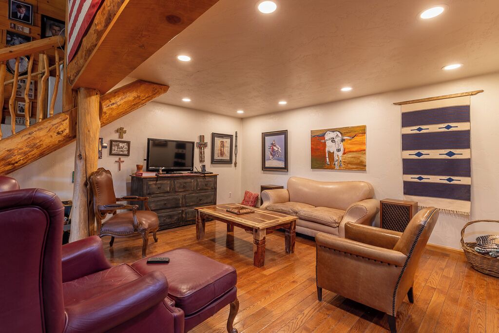 Photo of Livingroom in Marvel