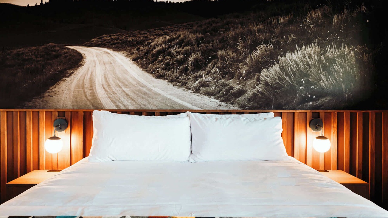 Photo of Bedroom in Hale